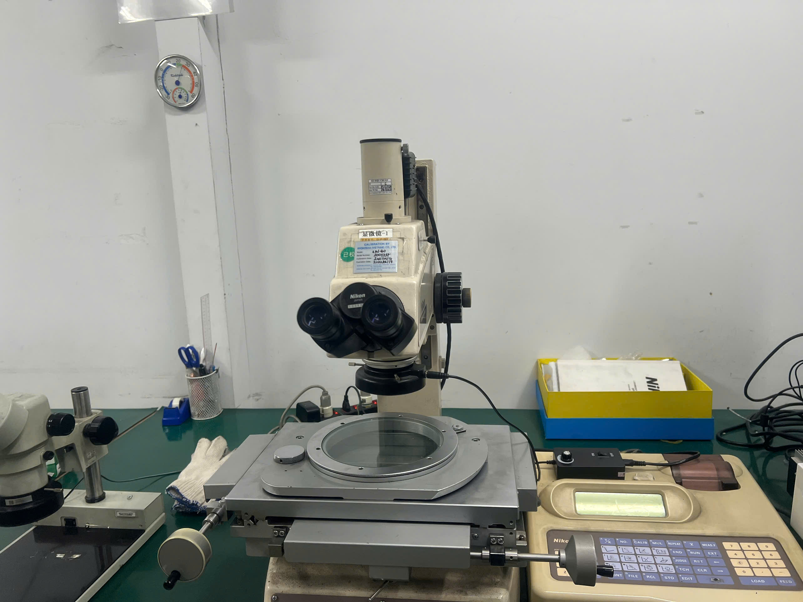 Measuring Microscope.jpg